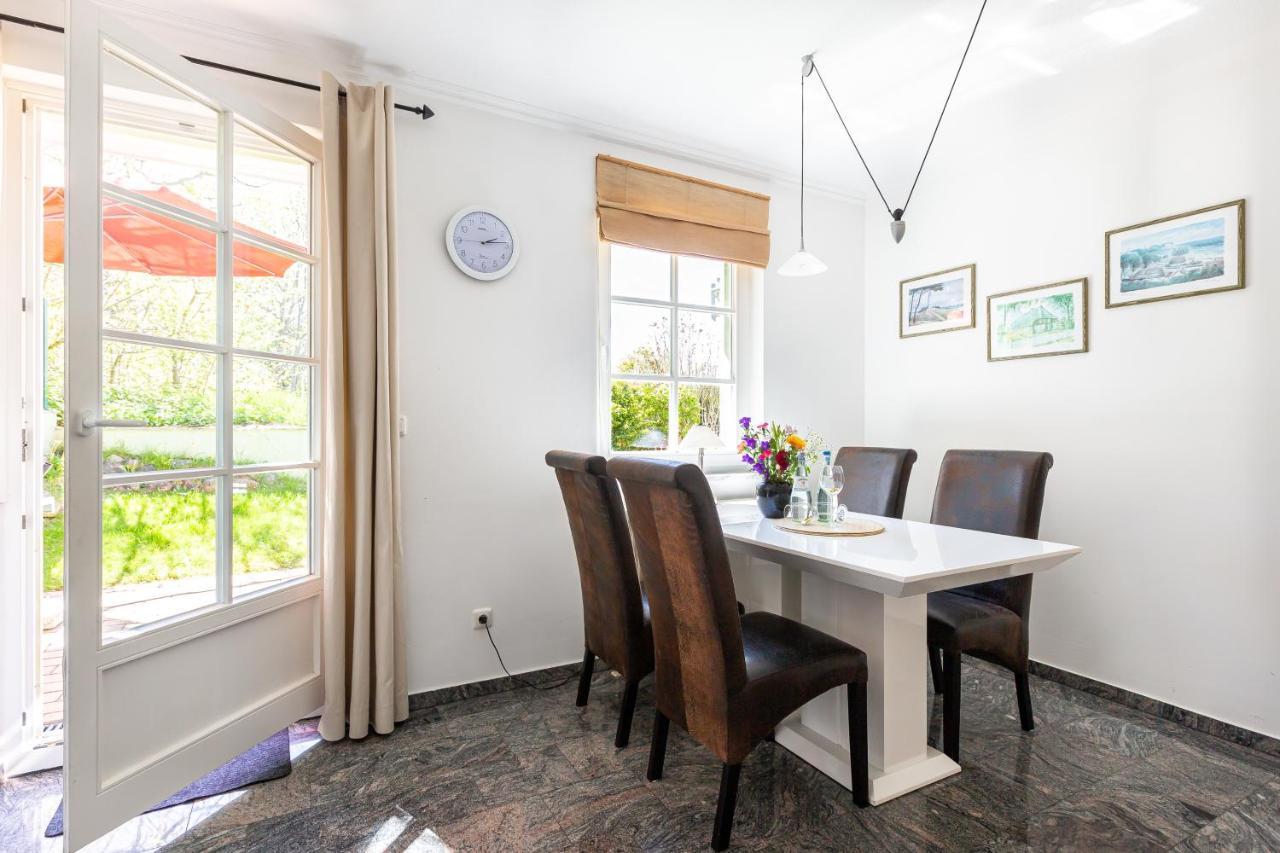 Ferienwohnung Schifferstübchen Ahrenshoop Exterior foto